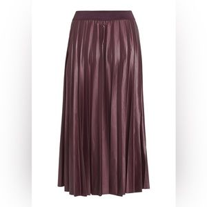 LIKE NEW! VILA VINITBAN NOOS Skirt in Winetasting/ Size S